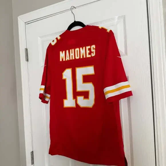Nike Men's Patrick Mahomes Kansas City Chiefs Game NFL Football Jersey - Picture 4 of 7